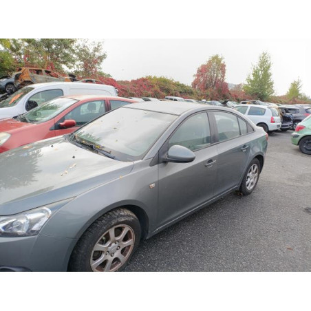 Poignee porte avant gauche CHEVROLET CRUZE