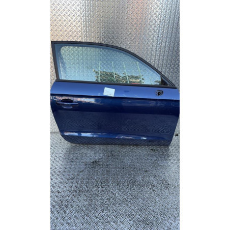 Porte avant droit AUDI A1 1 Photo n°1