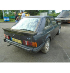 Optique avant secondaire droit (feux)(clignotant) FORD ESCORT 3 Photo n°9