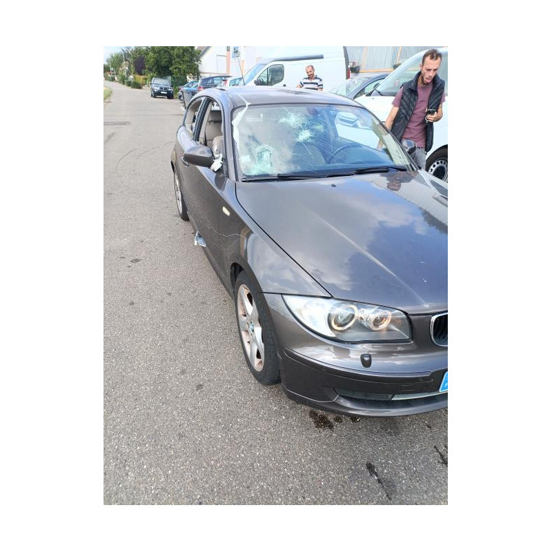 Moyeu avant droit BMW SERIE 1 E81