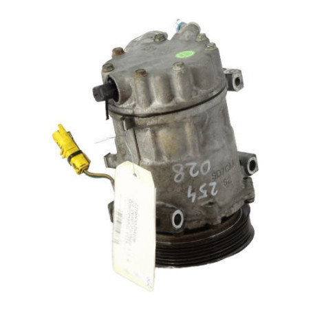 Compresseur clim CITROEN C4 GRAND PICASSO 1 Photo n°2