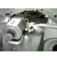 Moteur leve vitre arriere gauche KIA VENGA Photo n°2