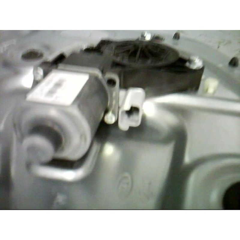Moteur leve vitre arriere gauche KIA VENGA