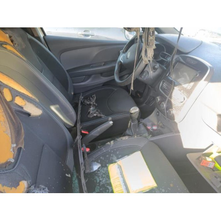 Pare choc arriere RENAULT CLIO 4 Photo n°1