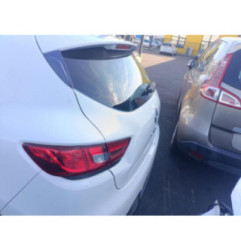 Pare choc arriere RENAULT CLIO 4 Photo n°4