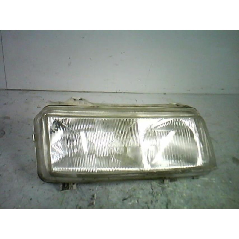 Optique avant principal droit (feux)(phare) VOLKSWAGEN PASSAT 4