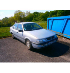 Optique avant principal droit (feux)(phare) VOLKSWAGEN PASSAT 4