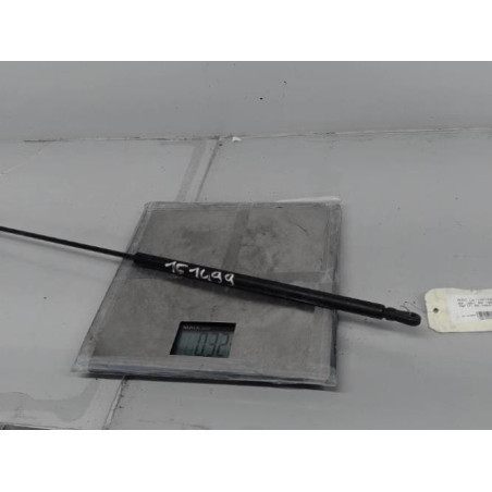 Verin de capot AUDI A4 1 Photo n°1