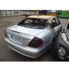 Verin de capot MERCEDES CLASSE E 211 Photo n°5