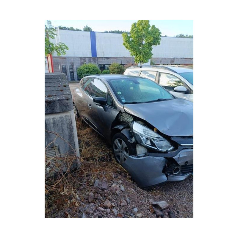 Pare choc arriere RENAULT CLIO 4