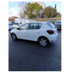 Attache ceinture arriere gauche DACIA SANDERO 2 Photo n°4