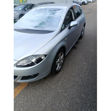 Enjoliveur anti brouillard SEAT LEON 2