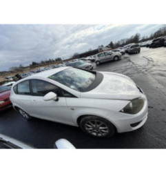 Enjoliveur anti brouillard SEAT LEON 2 Photo n°11