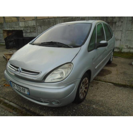 Enjoliveur anti brouillard CITROEN XSARA PICASSO Photo n°1