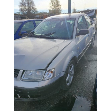 Boite de vitesses VOLKSWAGEN PASSAT 4 Photo n°1