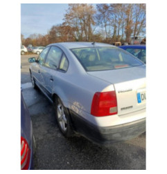 Train arriere complet VOLKSWAGEN PASSAT 4 Photo n°3