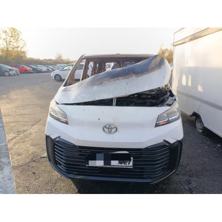 Pare choc avant TOYOTA PROACE 3 CITY