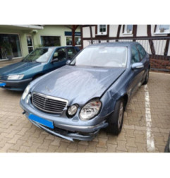 Renfort pare choc avant (traverse) MERCEDES CLASSE E 211 Photo n°3