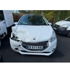 Ecran GPS PEUGEOT 208 1 Photo n°1