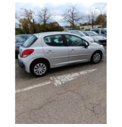 Attache ceinture arriere droit PEUGEOT 207 Photo n°4