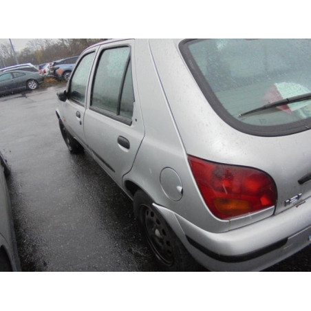 Platine feu arriere gauche MAZDA 121 3 Photo n°1