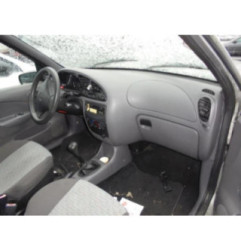 Platine feu arriere gauche MAZDA 121 3 Photo n°3