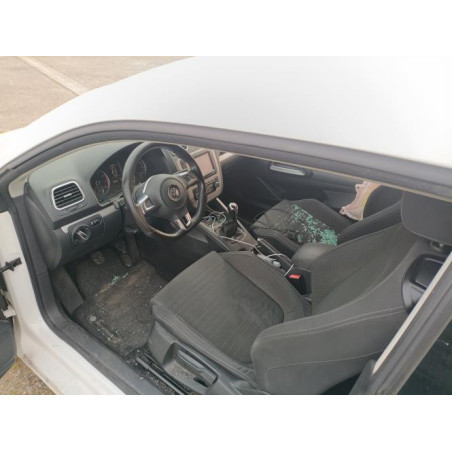 Air bag rideau gauche VOLKSWAGEN SCIROCCO 3