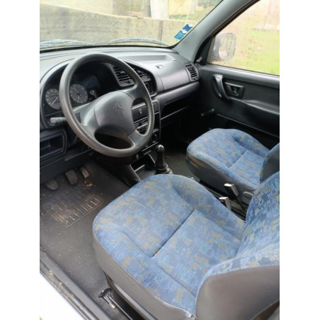 Pare choc avant PEUGEOT PARTNER 1