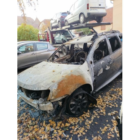 Pare choc arriere DACIA DUSTER 1 Photo n°1