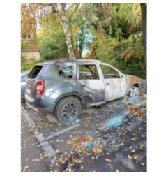 Pare choc arriere DACIA DUSTER 1 Photo n°4