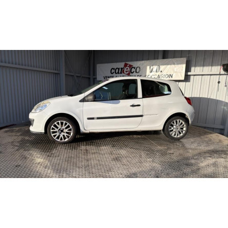 Pare choc avant RENAULT CLIO 3