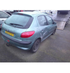 Moteur PEUGEOT 206 Photo n°3
