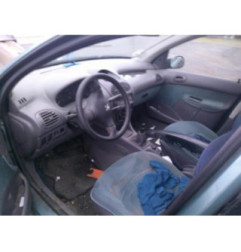 Moteur PEUGEOT 206 Photo n°4