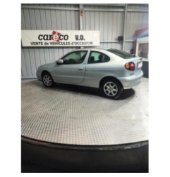 Retroviseur droit RENAULT MEGANE 1 Photo n°7