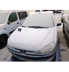 Moteur PEUGEOT 206 Photo n°1