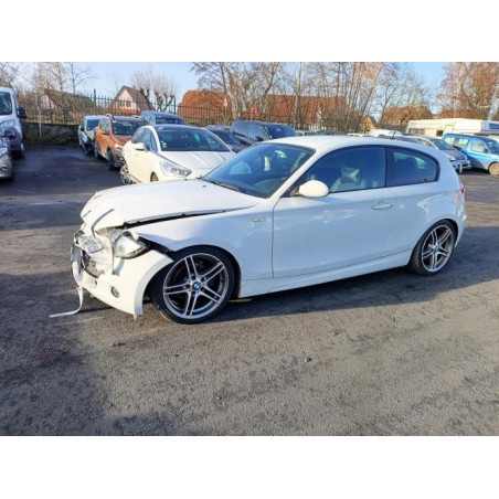 Moyeu arriere gauche BMW SERIE 1 E81 Photo n°1