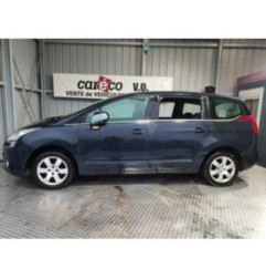 Aile avant droit PEUGEOT 5008 1