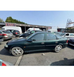 Feu arriere principal gauche (feux) OPEL VECTRA B Photo n°14