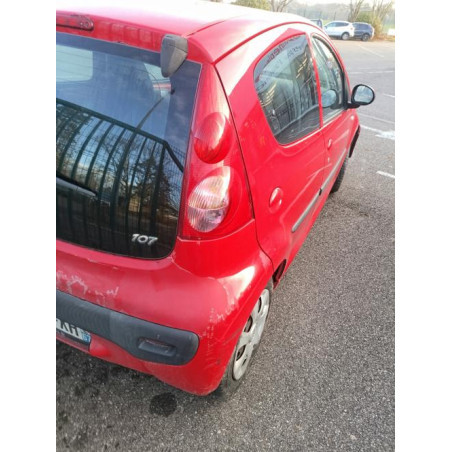 Moyeu avant droit PEUGEOT 107 Photo n°1