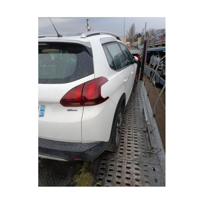 Pare choc arriere PEUGEOT 2008 1