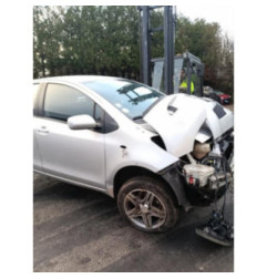 Moyeu avant droit TOYOTA YARIS 2 Photo n°13