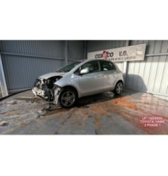 Compteur TOYOTA YARIS 2 Photo n°1