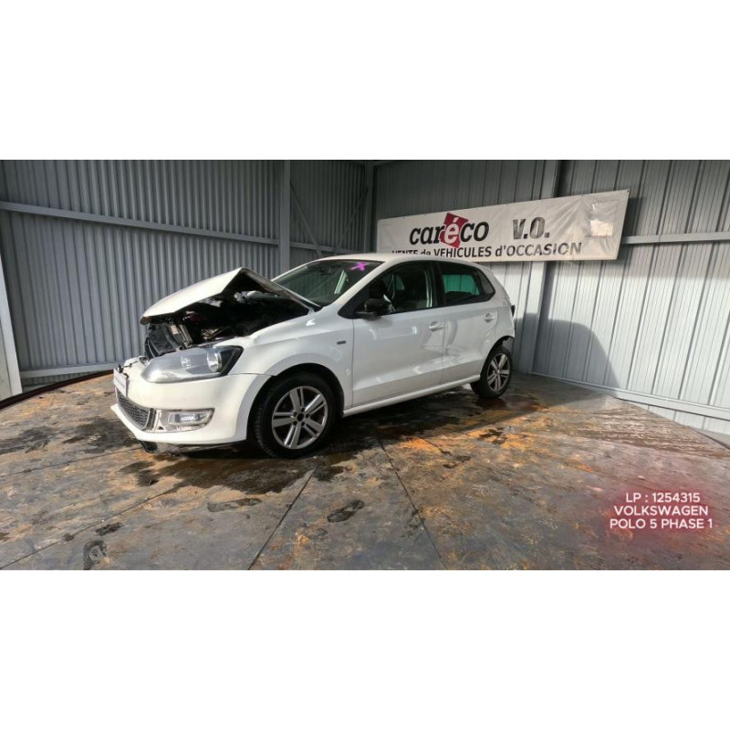 Retroviseur gauche VOLKSWAGEN POLO 5