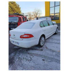Feu arriere principal droit (feux) SKODA SUPERB 2 Photo n°4