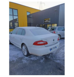 Feu arriere principal gauche (feux) SKODA SUPERB 2 Photo n°3