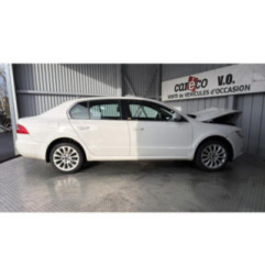 Porte avant gauche SKODA SUPERB 2 Photo n°9