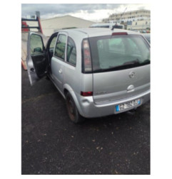 Anti brouillard arriere gauche OPEL MERIVA A Photo n°4
