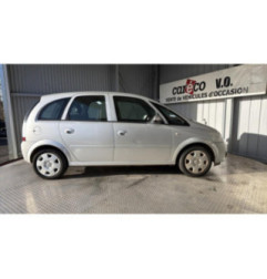 Anti brouillard arriere gauche OPEL MERIVA A Photo n°10