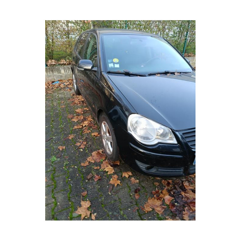 Moyeu avant gauche VOLKSWAGEN POLO 4