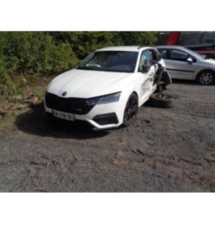 Optique avant principal gauche (feux)(phare) SKODA OCTAVIA 4 Photo n°3